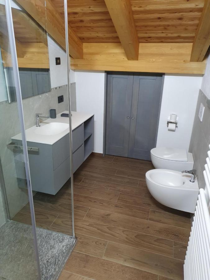Casa Vacanza Lo Nânò Fenis Exterior foto